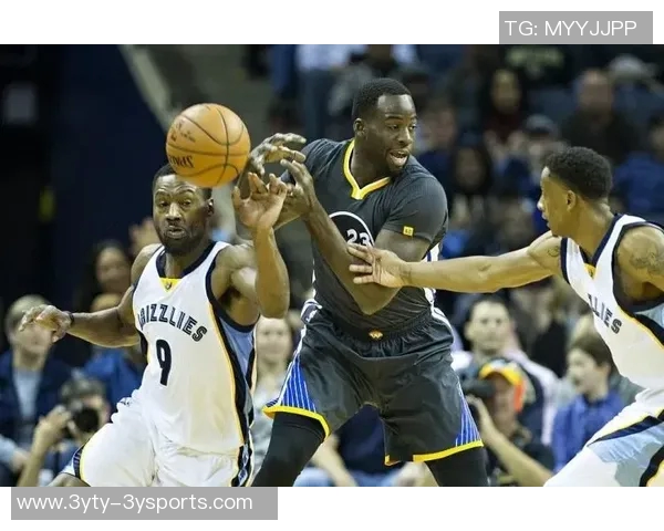 伊戈达罗罚球失手阿伦飞身救球重夺球权引发比赛悬念