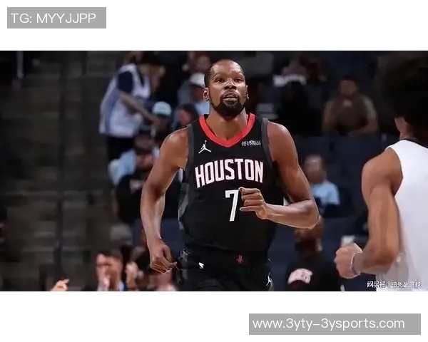 杜兰特三节高效表现轻松拿下19分6篮板3助攻1抢断助球队获胜 杜兰特三节高效表现轻松拿下19分6篮板3助攻1抢断助球队获胜